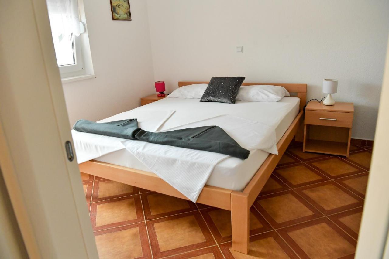 Apartments Villa Lucky Vir Eksteriør billede